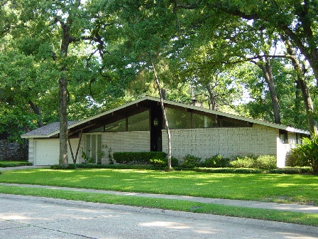 The Architecture of Memorial Bend