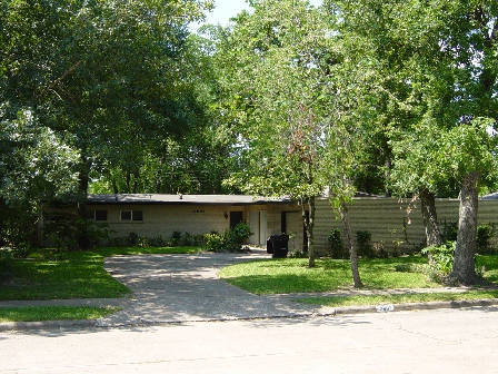 The Architecture of Memorial Bend