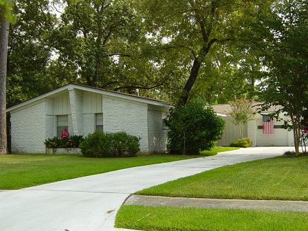 The Architecture of Memorial Bend