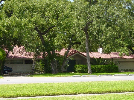 The Architecture of Memorial Bend