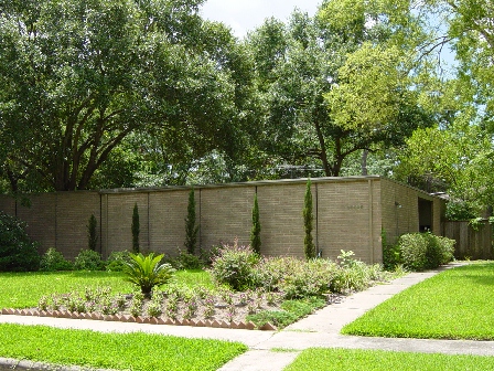 The Architecture of Memorial Bend