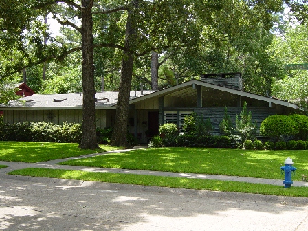 The Architecture of Memorial Bend