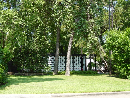 The Architecture of Memorial Bend