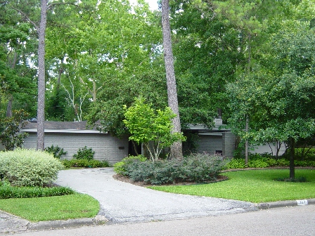 The Architecture of Memorial Bend